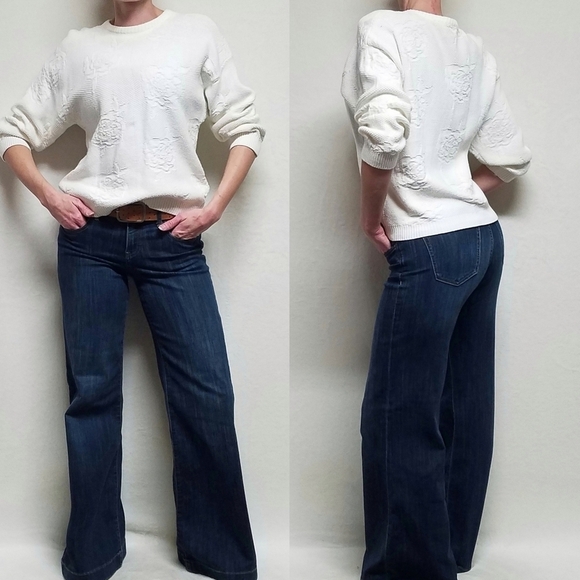 VINTAGE 80s Erika Off-White Dot Knit Large Floral Quarter Sleeve Cropped Sweater - Picture 1 of 15